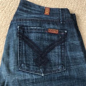 Wide leg capri jeans